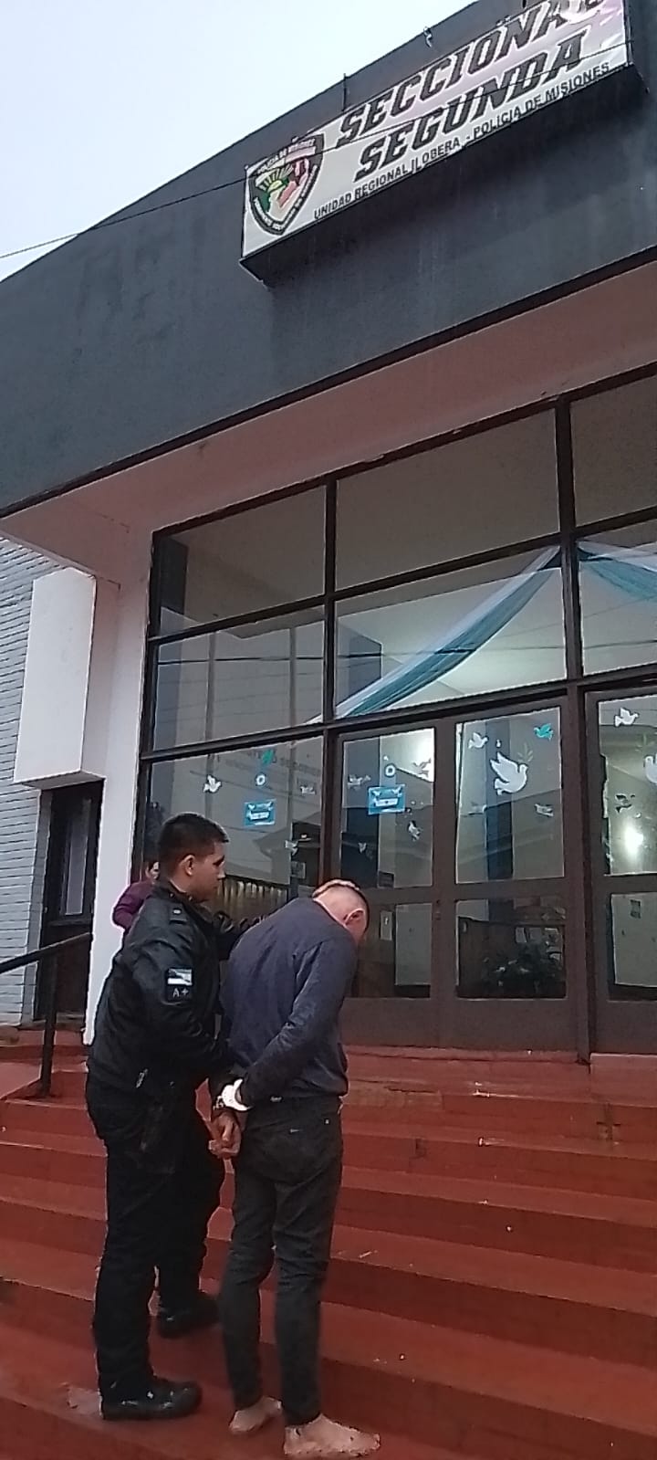 Detuvieron a un hombre tras agredir a su pareja, herir a su hijo y enfrentar a la Policía en Oberá